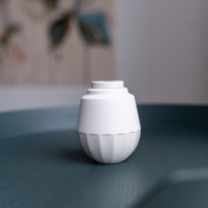 Mini urn Noas porselein zand 150 ml – handgemaakt urntje voor kindje of miskraam